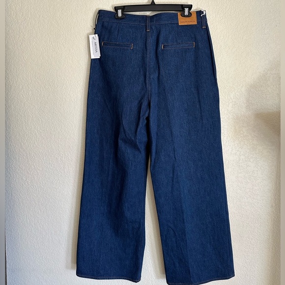 Aritzia Denim Forum The Belinda High Rise Wide Leg
Jeans Size 32 - Picture 3 of 5
